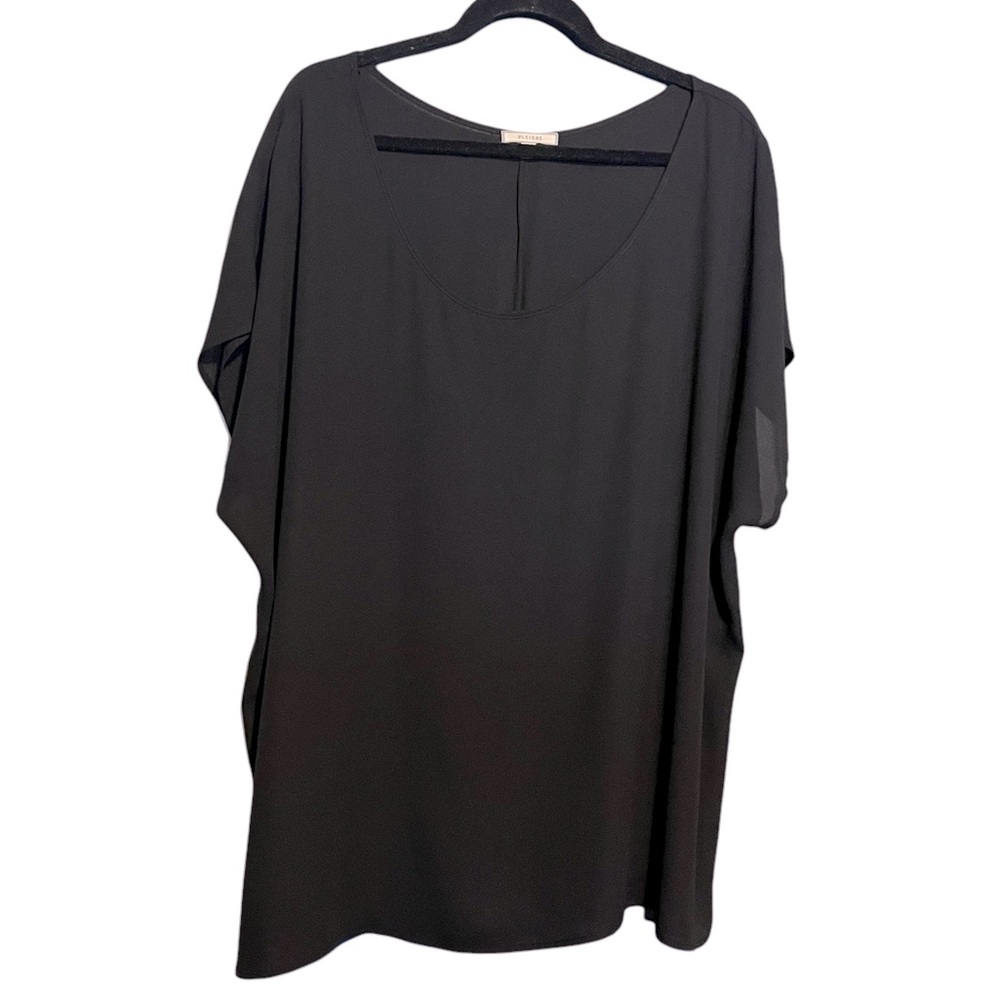 Pleione Black Draped Blouse‎